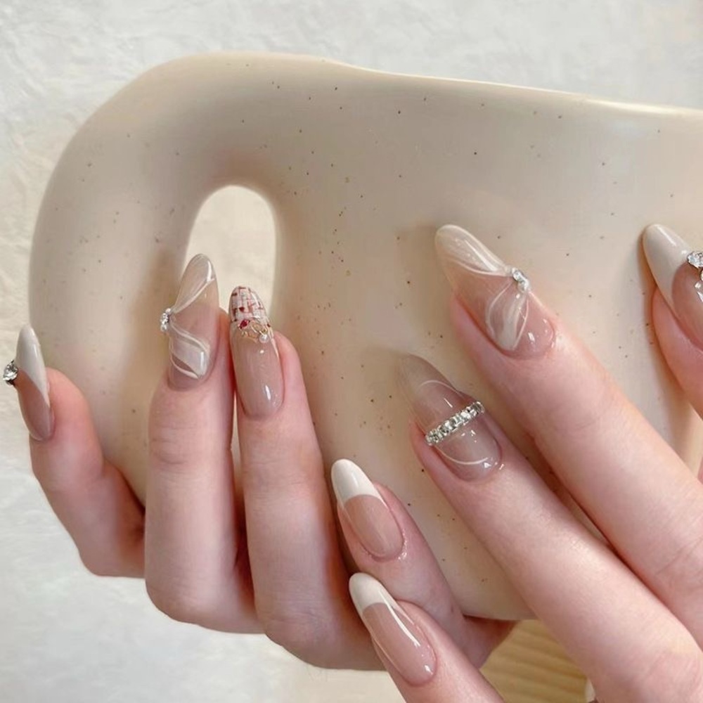 Buy 4get 1 free Beautiful Press-on Nails for women